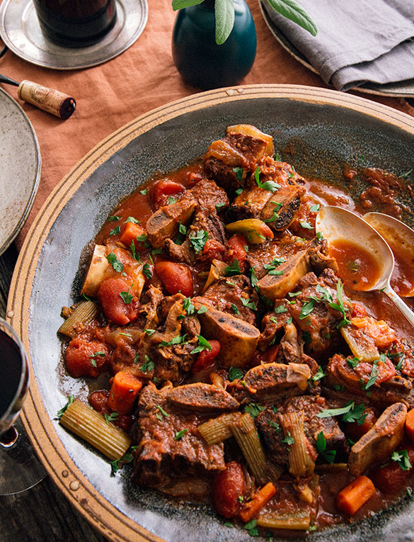 beef short ribs in an instant pot